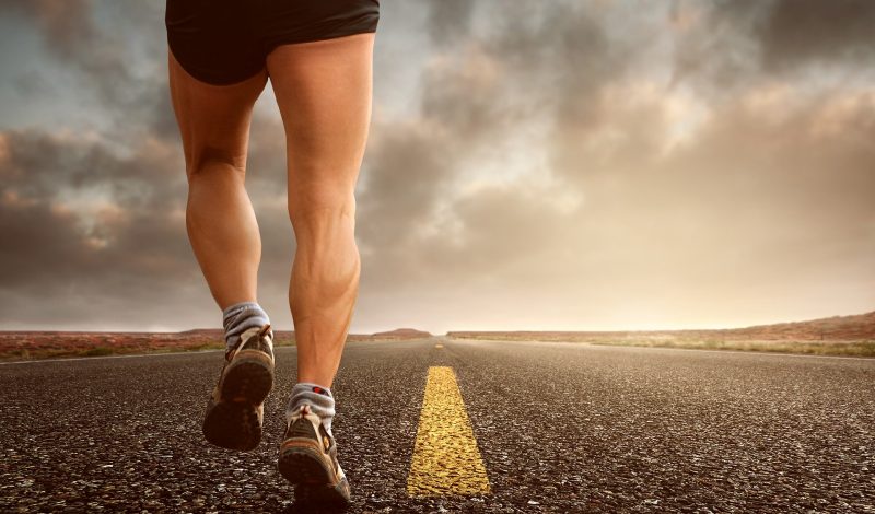 Man road running, Achillies pain article, Skelian Chiropracitc Clinic