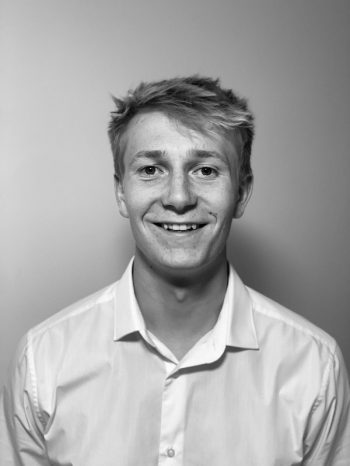 Tom-Cairns-Chiropractor-Cheltenham-Skelian-Clinic Tom Cairns, Cheltenham Chiropractor, Skelian Clinic